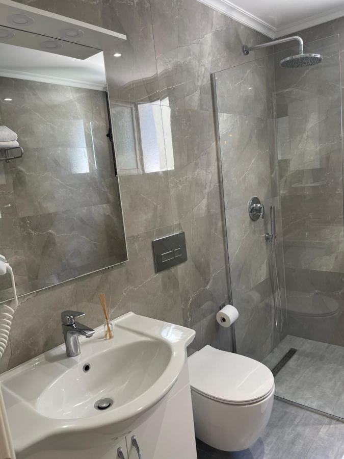 Hotel Lidi Saranda Kültér fotó