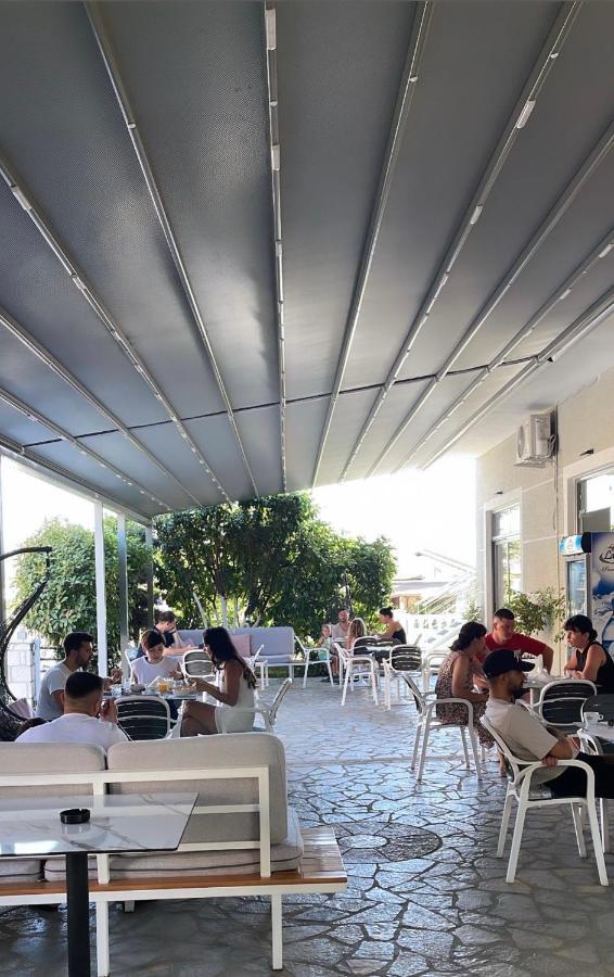 Hotel Lidi Saranda Kültér fotó